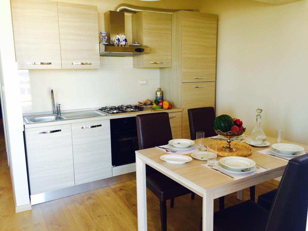 Solarium Achilles Apartment จีอาร์ดีนี นักซอส ภายนอก รูปภาพ